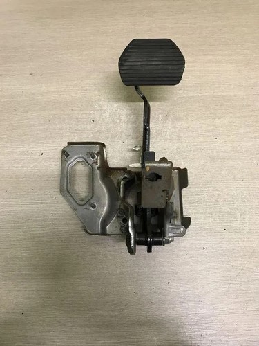 Peugeot 208 brake pedal - pedal, 1.40