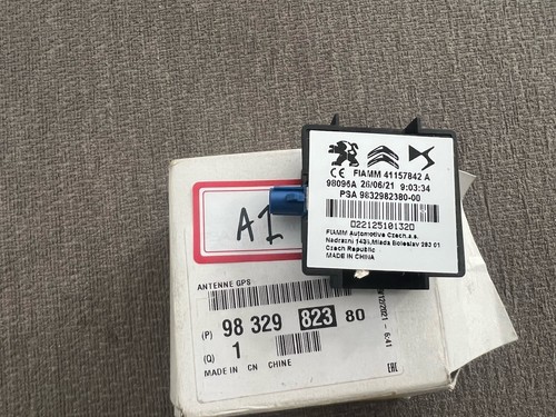 Peugeot antenna amplifier - antenna,