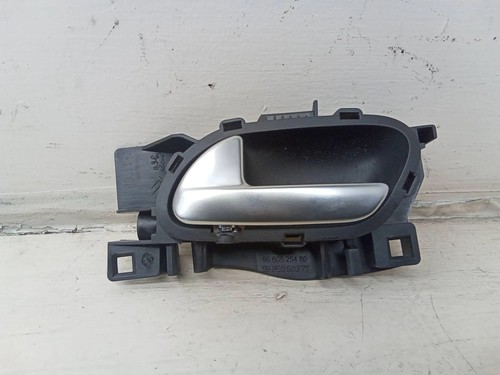 Peugeot 508 front - 508, left