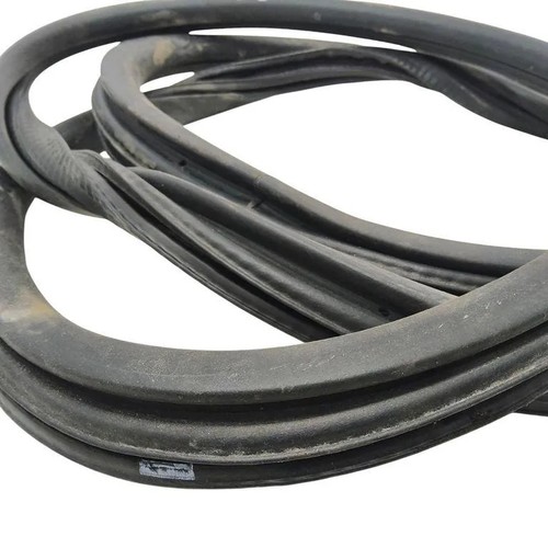 Peugeot 308 tailgate rubber - peugeot,