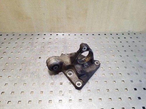 Peugeot 3008 driveshaft mount - 3008,