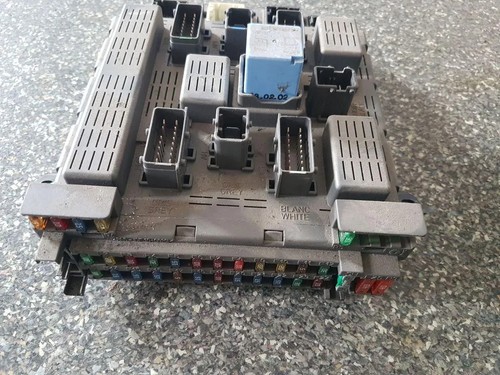 Peugeot 607 fuse - 9u, box